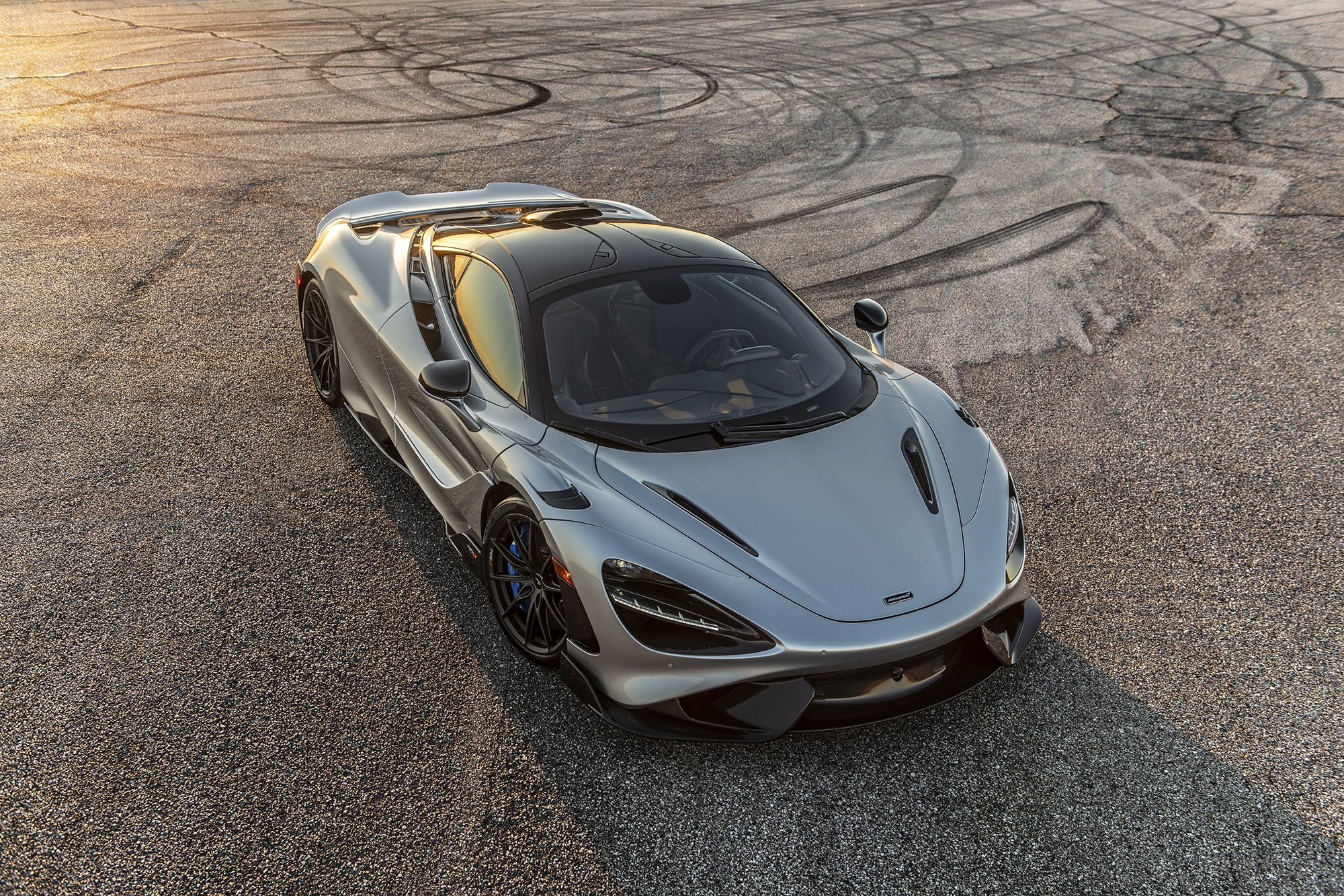 Hennessey-McLaren-675LT-3