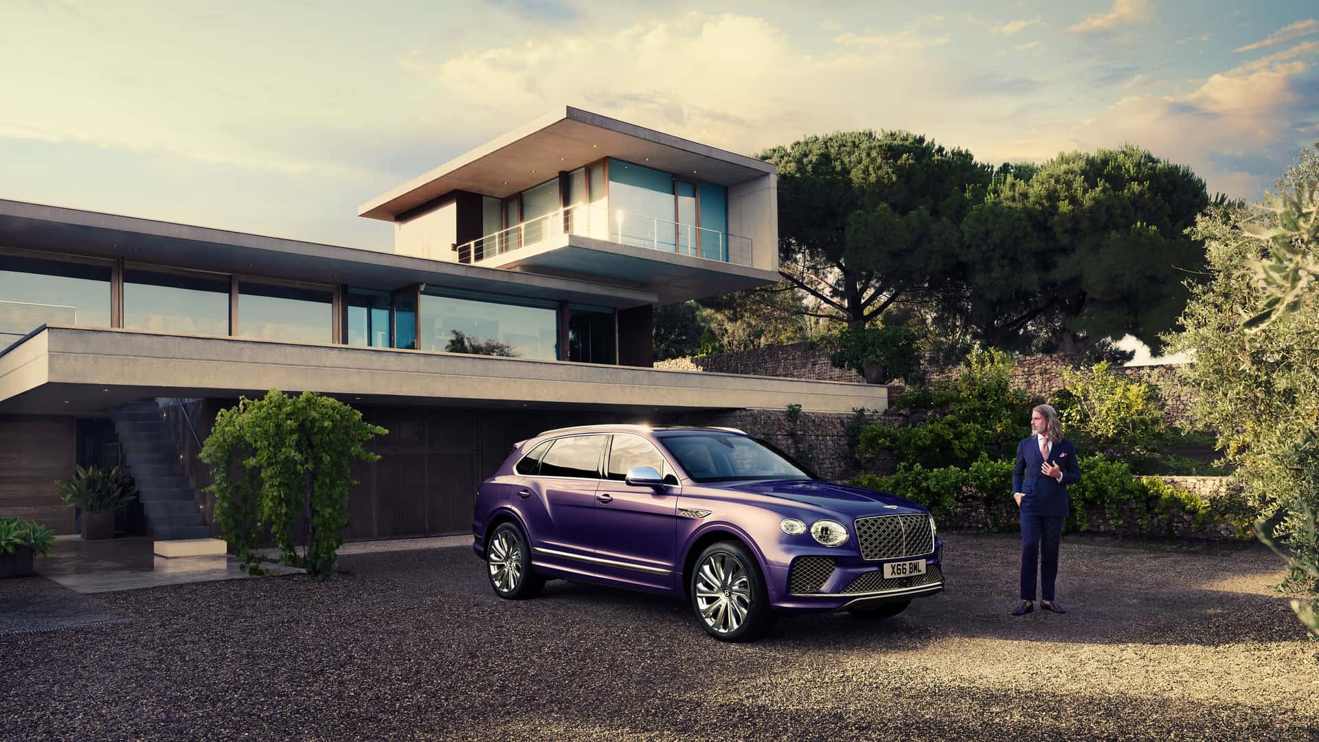 Bentayga EWB van Bentley Mulliner-03