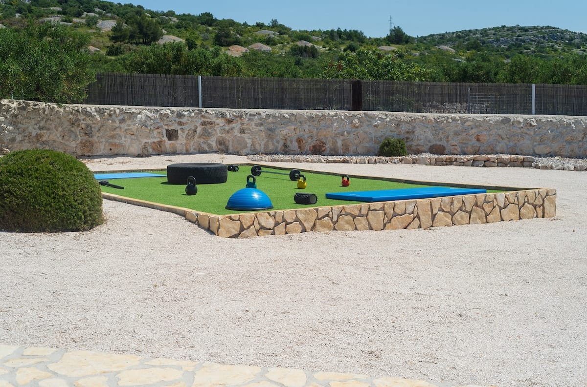 luxe villa op Airbnb in Milna, Kroatië