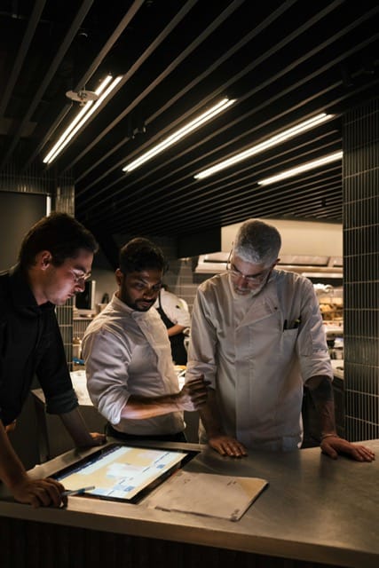 Restaurant Nela culinaire parel in Valley Amsterdam