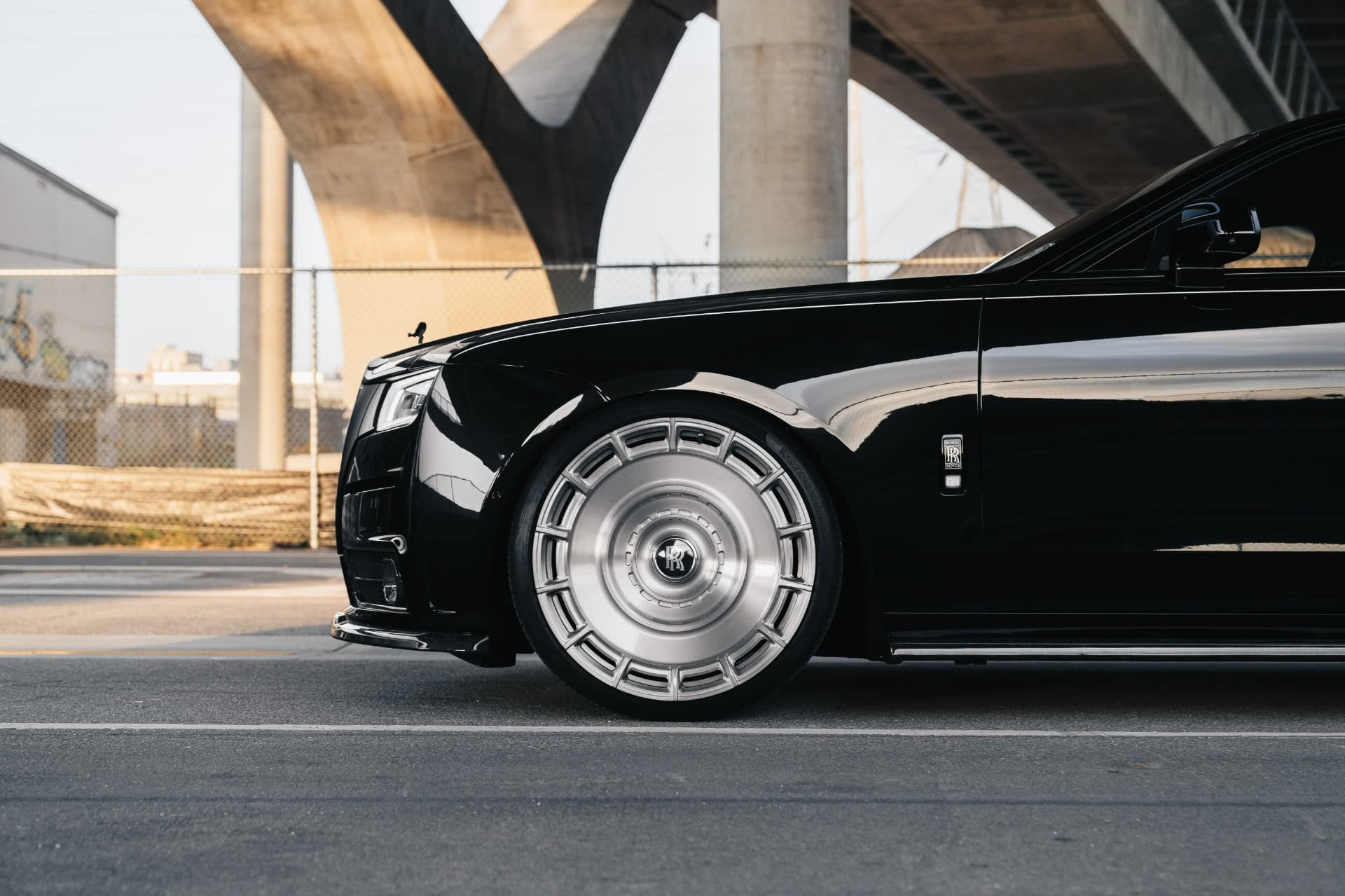 Vossen's 24-inch Putdeksels een luxueuze upgrade voor de Rolls-Royce Ghost